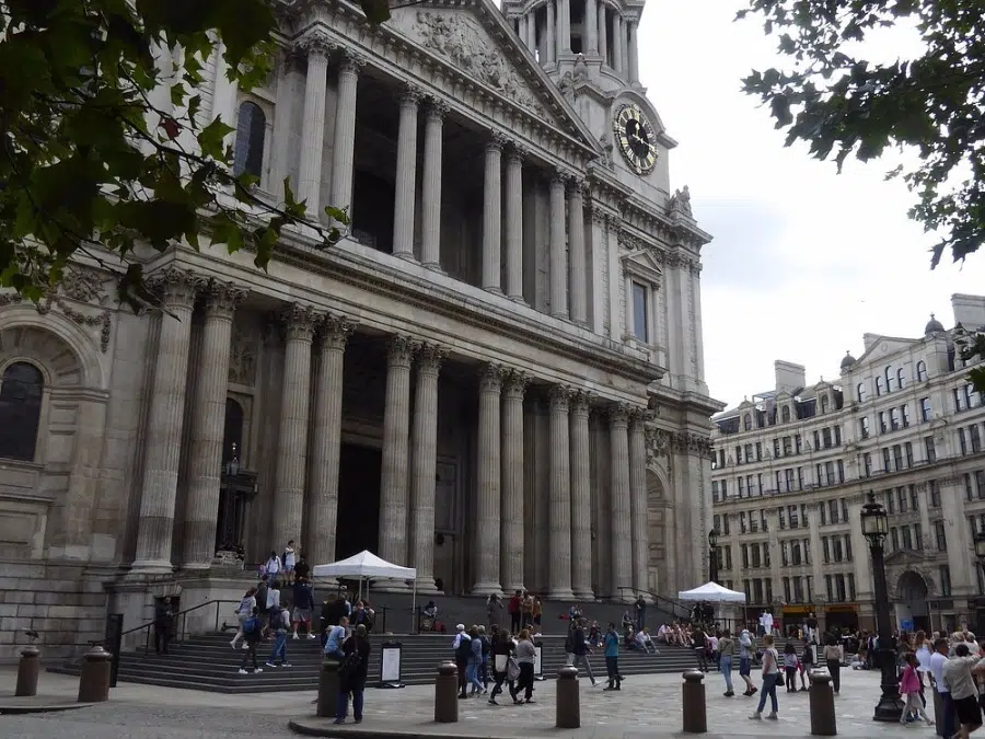 Où se procurer un audioguide de la cathédrale Saint-Paul