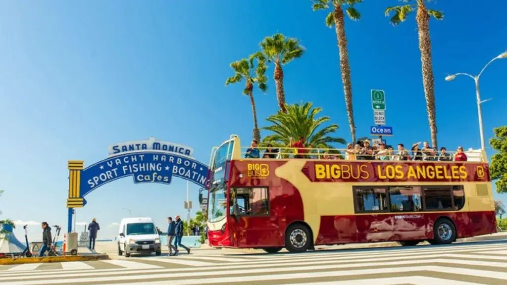 Автобусная экскурсия по студии Universal Studios Hollywood