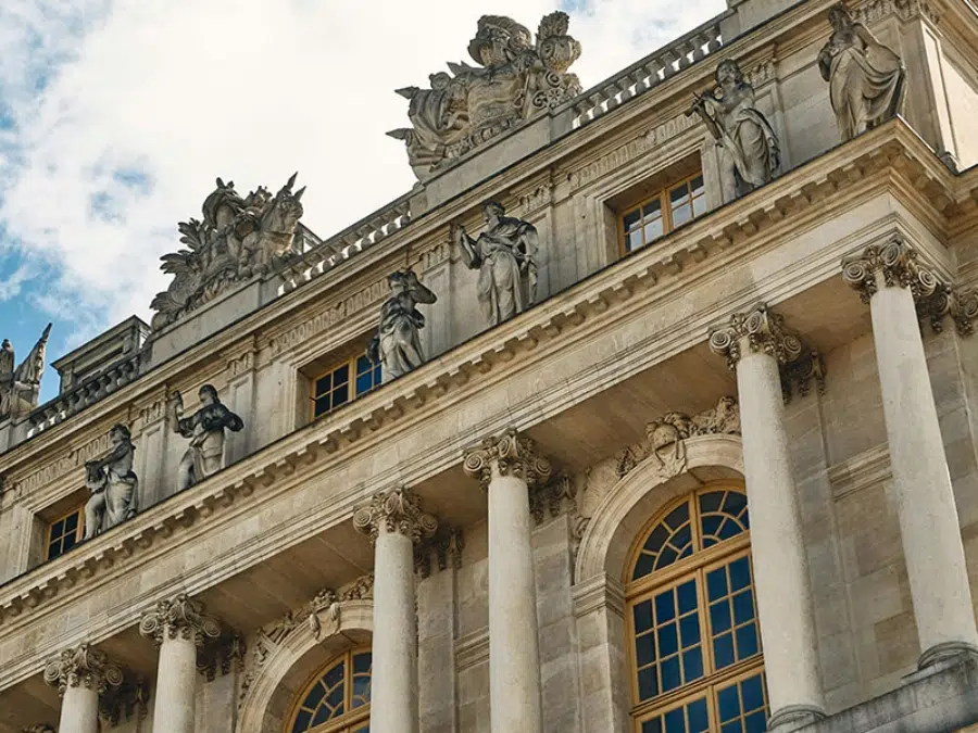 A versailles-i palota építészeti elemzése